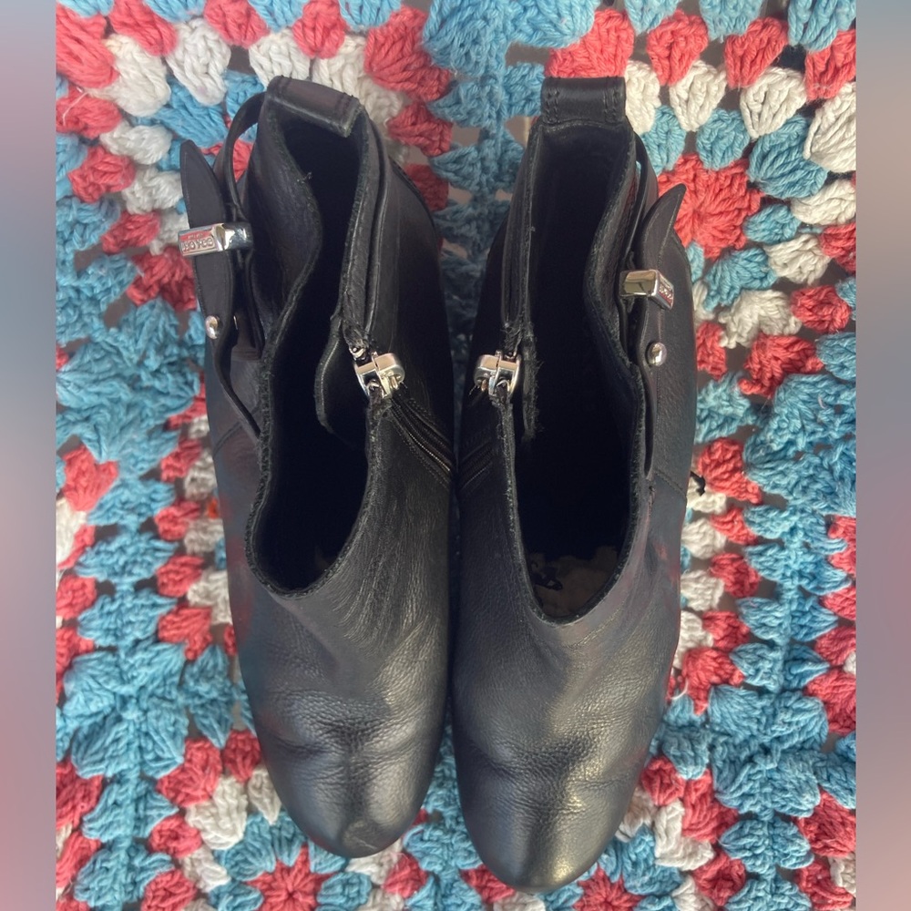 🦌 Coach Hewes Leather Ankle Bootie w/ Almond Toe & wooden chunky heel size 7.5 - Picture 4 of 8